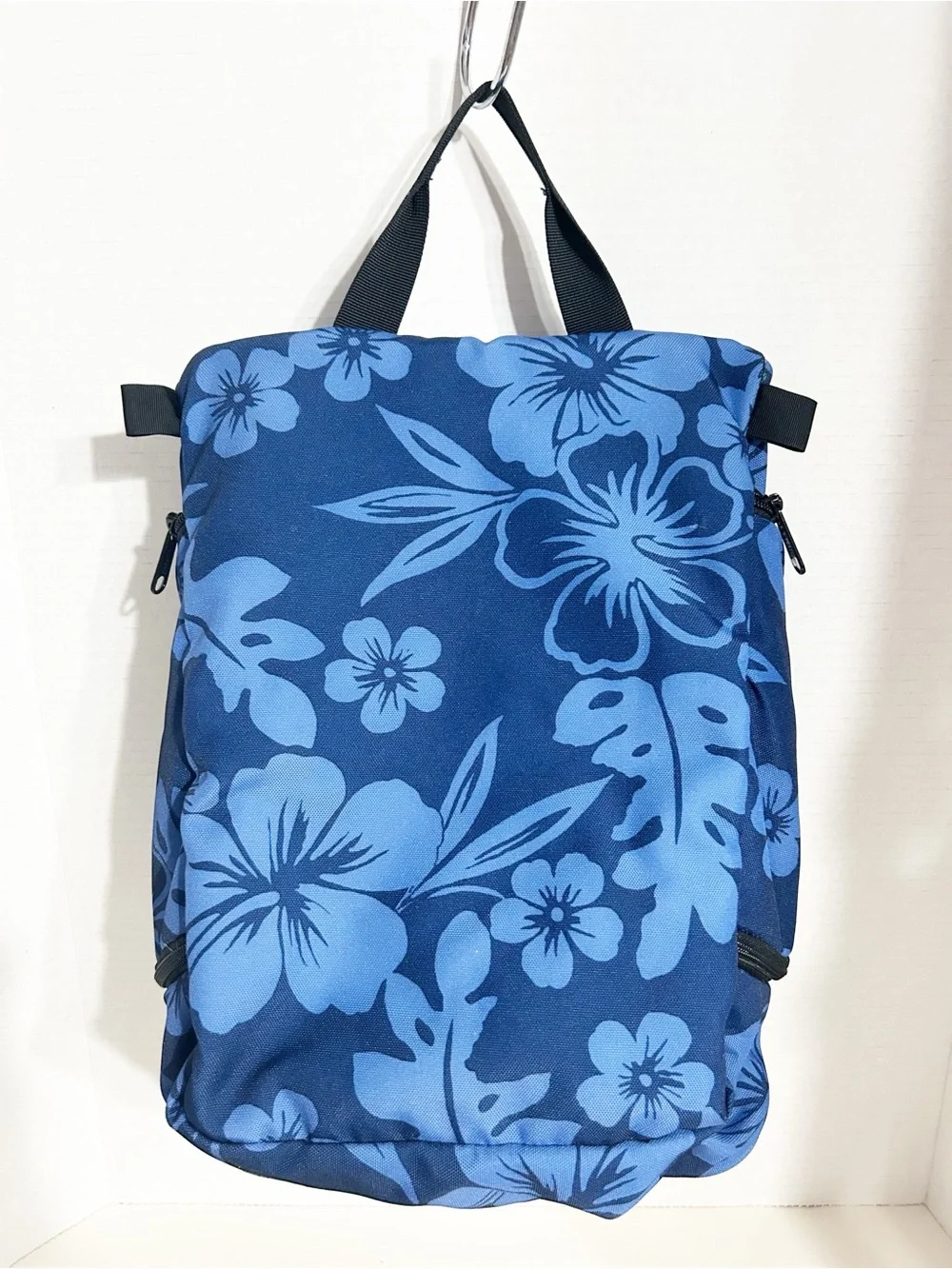 LL Bean Personal Organizer Hanging Travel Toiletry Bag Blue Floral Nylon Pockets